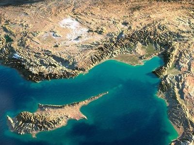 Akdeniz Kıyılarında Petrol Sızıntısı Krizi!