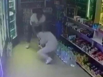 Akıllara durgunluk getiren olayın adresi Sakarya'da bir kadın öldüresiye dövüldü!
