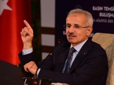 Akıllı Ulaşım Sistemlerine Yerli İmza: Bakan Uraloğlu'ndan Önemli Açıklamalar