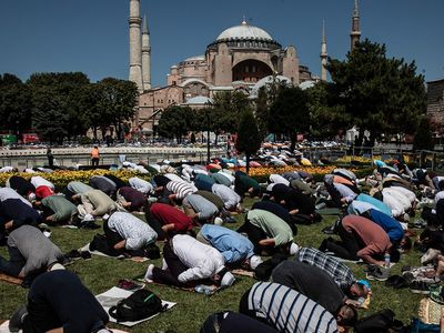 Akın Ettiler! Ayasofya-i Kebir Camii’ne 1 Yılda 3 Milyon Ziyaretçi