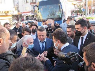 Ali Babacan’a Vatandaştan Tepki! Davasını Satan Vatanını da Satar