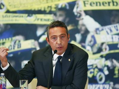 Ali Koç toplantıdan neden erken çıktı? Ahmet Ağaoğlu nedenini açıkladı