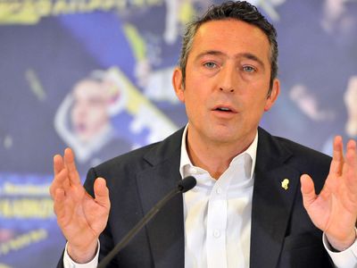 Ali Koç'un Trabzonspor maçı hakkındaki İngiliz basınına çarpıcı açıklaması: "Halil Umut Meler’in lisansı iptal edilmeli!"