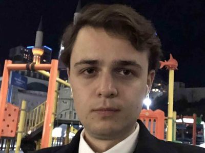 Alp Emeç kimdir, neden gündemde? #AlpEmeçSerbestBırak tagı neden açıldı?