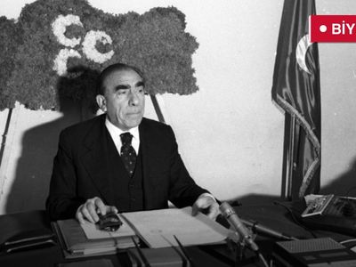 Alparslan Türkeş’in Hayatı ve Milliyetçilik Mücadelesi