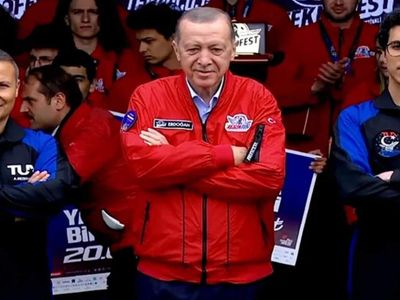 Alper Gezeravcı kimdir, nerelidir ve kaç yaşında? İlk Türk uzay yolcusu Alper Gezeravcı mesleği ne?