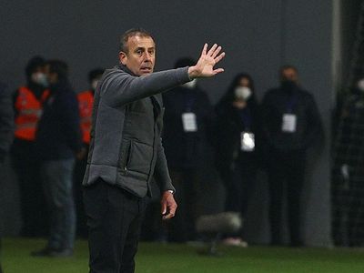 Altay Galibiyeti Sonrası Trabzonspor Teknik Direktörü Abdullah Avcı'dan Edin Visca Transferi Hakkında Açıklama Geldi!