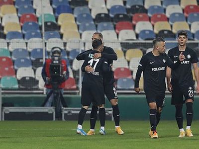 Altay Giresunspor'un Serisini Bitirdi