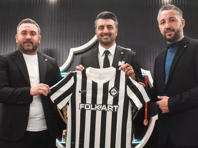 Altay'ın yeni teknik direktörü Sinan Kaloğlu, takımın Süper Lig'de kalacağına inandıklarını söyledi!