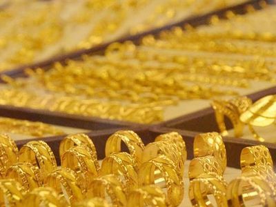 Altın fiyatlarında rekor üstüne rekor: Gram altın aldı başını gitti