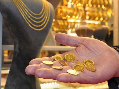 Altın fiyatlarındaki düşüş devam edecek mi? Gram altın için alım fırsatı mı? Uzman isim açıkladı