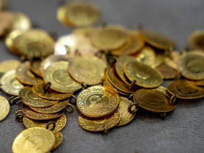Altın piyasalarında büyük hareketlilik: Gram altın 3 bin TL’ye yaklaşıyor