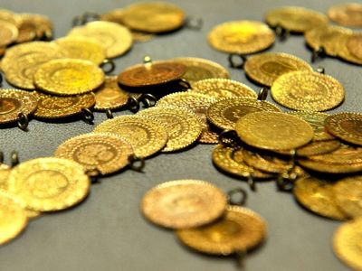 Altın piyasası o verileri bekliyor: Gram altında düşüş devam ediyor