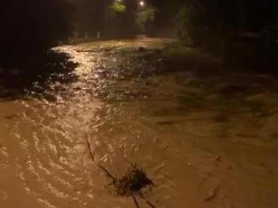 Amasya'da dün akşam korku ve endişe hakimdi! Sağanak yağış hasar bıraktı!