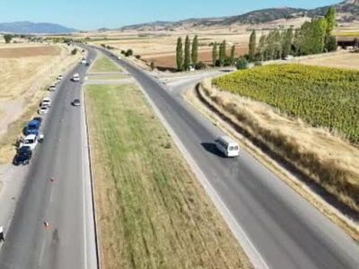 Amasya’da yolcu otobüsü devrildi: 2’si ağır 46 yaralı