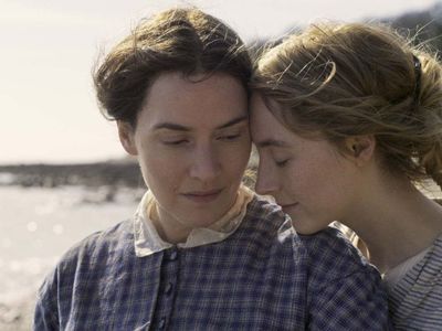 Ammonite film konusu ve oyuncuları