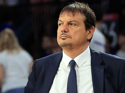 Anadolu Efes'in hocası Ergin Ataman'dan, Galatasaray Başkanı Burak Elmas hakkında çarpıcı açıklamalar geldi!