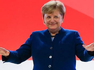 Angela Merkel, Görevini Devredecek