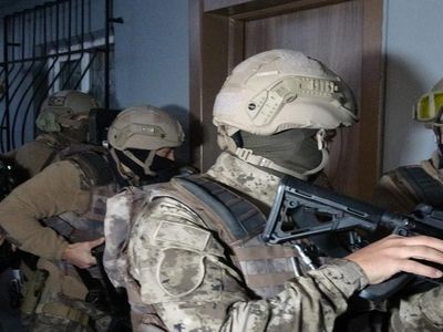 Ankara merkezli operasyonda FETÖ'ye bir darbe daha!