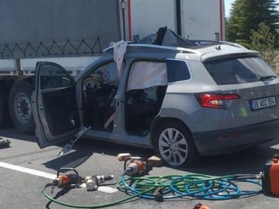 Ankara'da Cip Tıra Arkadan Çarptı: 2 Ölü, 3 Yaralı