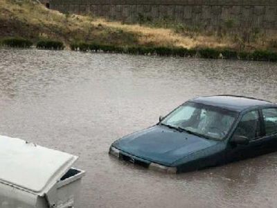 Ankara'da Yağan Şiddetli Sağanak Yağış Sebebiyle Ev Ve İş Yerleri Göle Döndü