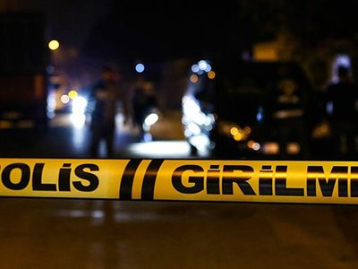Annesini Bıçaklayarak Öldürüp Valize Koydu
