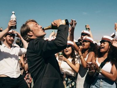 Another Round – Druk film konusu ve oyuncuları