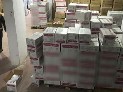 Antalya'da Kaçakçılık Operasyonu: 977 Bin Eldiven Ele Geçirildi