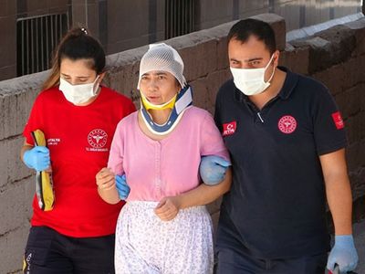 Antalya’da Kadının Üzerine Evin Tavanı Düştü