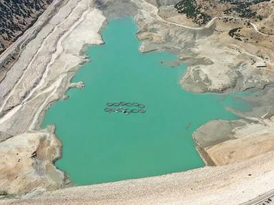 Antalya'da Kuraklık Dolayısıyla Baraj Tarla Görünümü Aldı