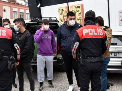 Antalya'da 'Uzun Namlulu Tüfek' Alarmı: 5 Gözaltı