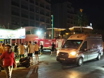 Antalya'daki Otel Yangını: Bir Kişi Dumandan Etkilendi