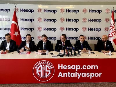 Antalyaspor'un Mali Yapısı ve Transfer Süreci Değerlendirildi