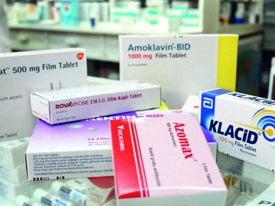 Antibiyotik yan etkileri nelerdir? Hasta olanların kullandığı antibiyotiğin yararı kadar zararı da var
