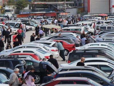 Araç alacaklara fiyat uyarısı: O modellere talep yağıyor