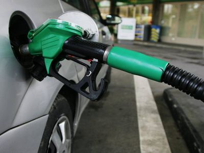 Araç sahipleri bu haberle kontak kapatacak: Hem benzin ve hem motorin fiyatına zam geldi