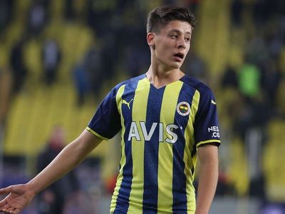 Arda Güler'in bonservisi belli oldu mu? 2022 Fenerbahçeli genç oyuncu Arda Güler'in bonservisi ne kadar? Arda Güler'in serbest kalma bedeli dudak uçuklatıyor
