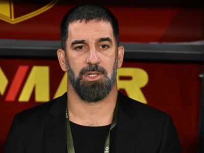 Arda Turan Suudi Arabistan'a gitti