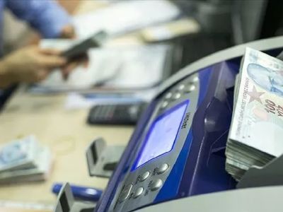 Arefe günü bankalar açık mı?