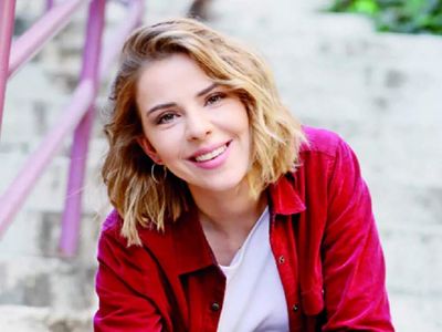 Arka Sokaklar Selin öldü mü, diziden ayrılıyor mu? Arka Sokaklar Oya Akar diziye veda mı ediyor?