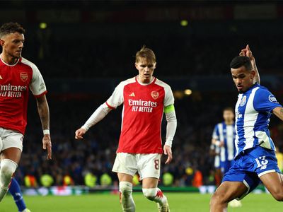 Arsenal penaltılarda güldü: Porto'yu yenerek çeyrek finale yükseldi