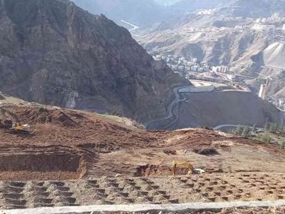 Artvin’de Yusufeli Barajı Çalışmaları Devam Ediyor: Belediye Mezarlarınızı Taşıyın Anonsu Yaptı