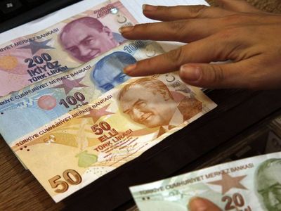Asgari ücret yeni yılda rekor kıracak: Beklenen rakam belli oldu