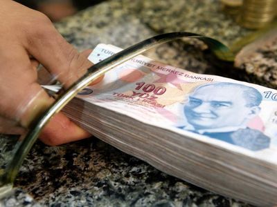 Asgari ücret zammı hepsini etkileyecek: Uzman isim tarih vererek uyardı