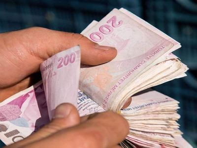 Asgari ücretle beraber nelere zam geldi? Engelli aylığı, GSS primi, askerlik borçlanması ne kadar oldu? 2023 en düşük ve en yüksek prim tutarları