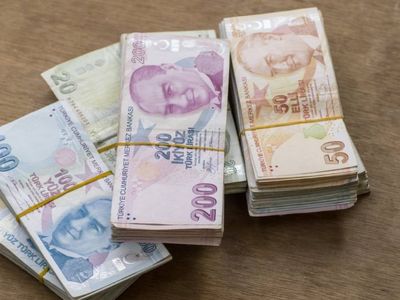 Asgari ücrette ilk adımın atılacağı tarih netleşti: Masaya getirilecek rakam ortaya çıktı