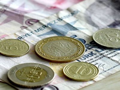 Asgari ücrette zam tartışmaları yoğunlaştı: Rakamlarda beklentiler ortaya çıkıyor