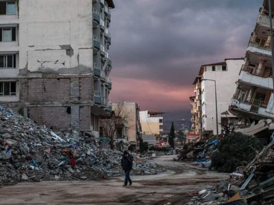 Asrın felaketinde üçüncü haftaya giriliyor: Can kaybı 45 bine dayandı