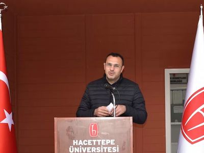 Atık malzemelerden bina inşa ettiler: 1 kuruş bile harcamadılar