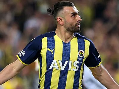 Augsburg, Fenerbahçe'den Serdar Dursun'u transfer etmek istiyor!